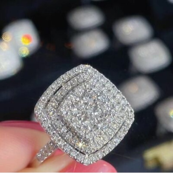 NWT 925 STERLING SILVER DIAMOND RING - Picture 2 of 7